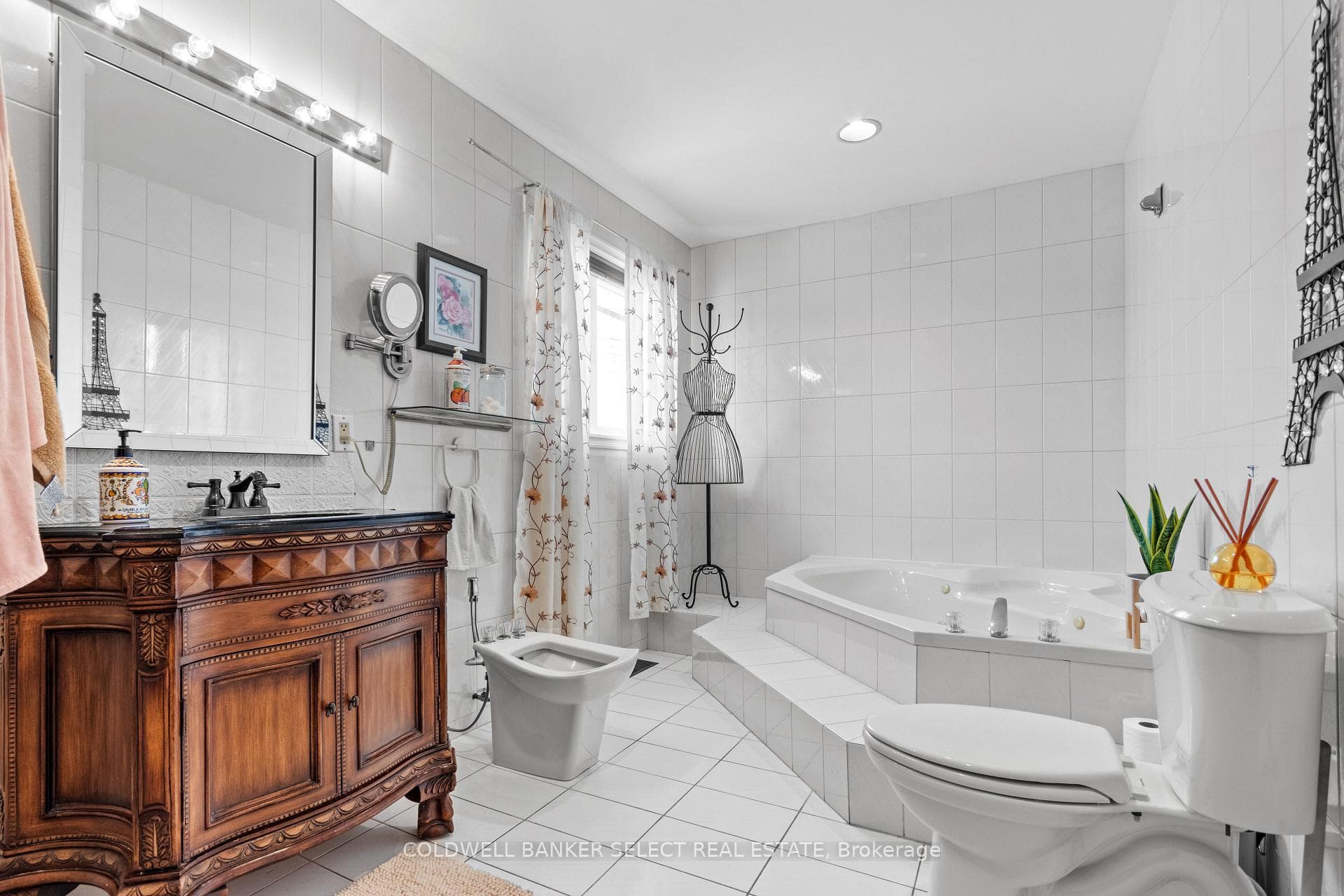 14880 Jane Street photo 26