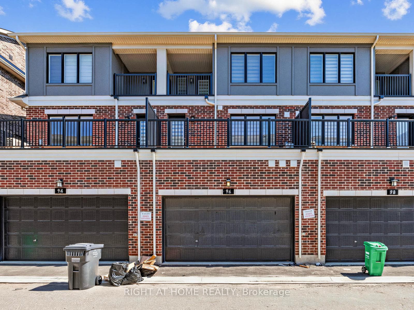 96 coolhurst Avenue photo 22