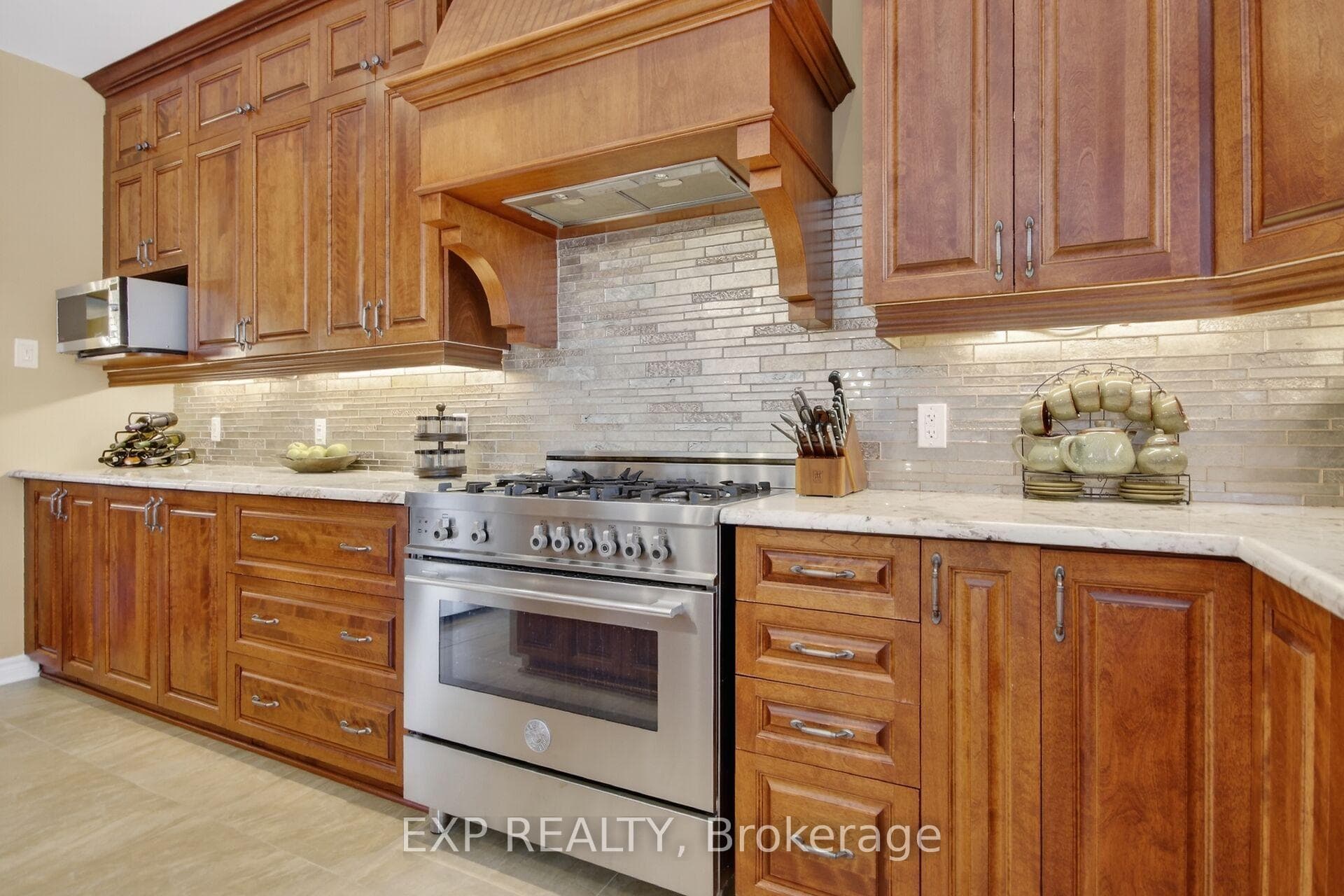 103 Coyote Crescent photo 11