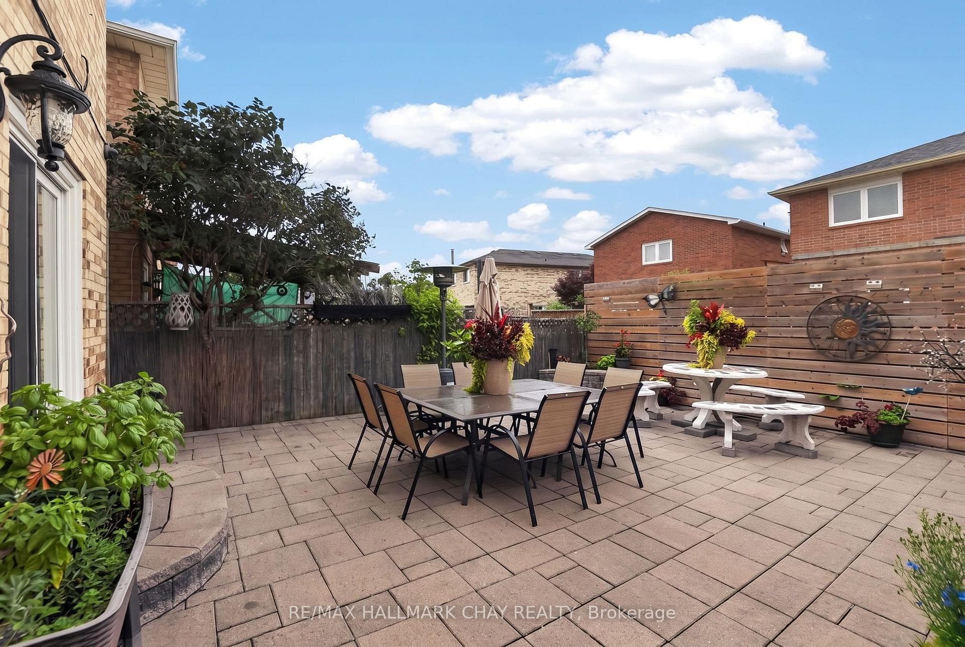 76 Donna Drive photo 27