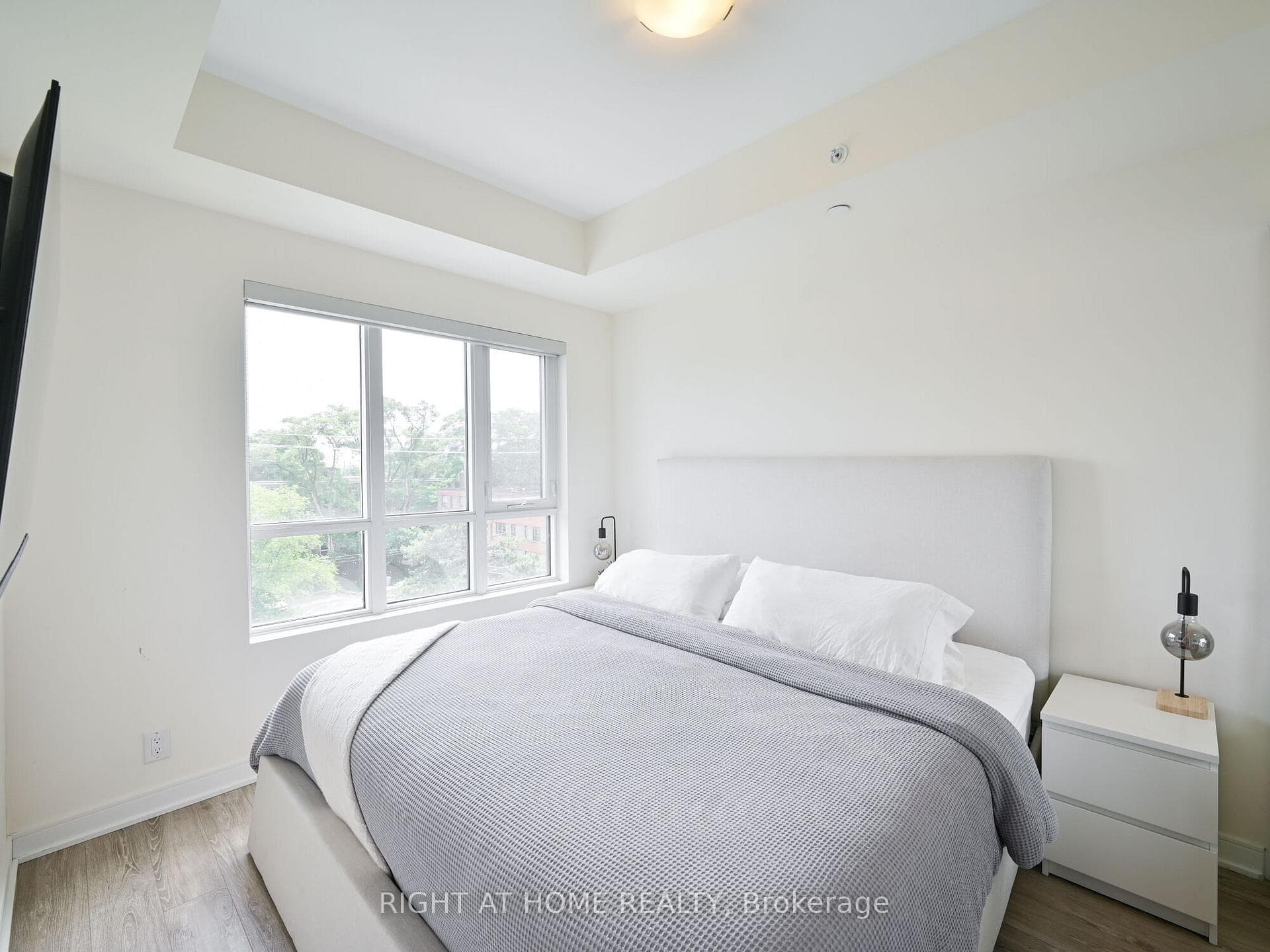 1 Neighbourhood Lane Unit 407 photo 19