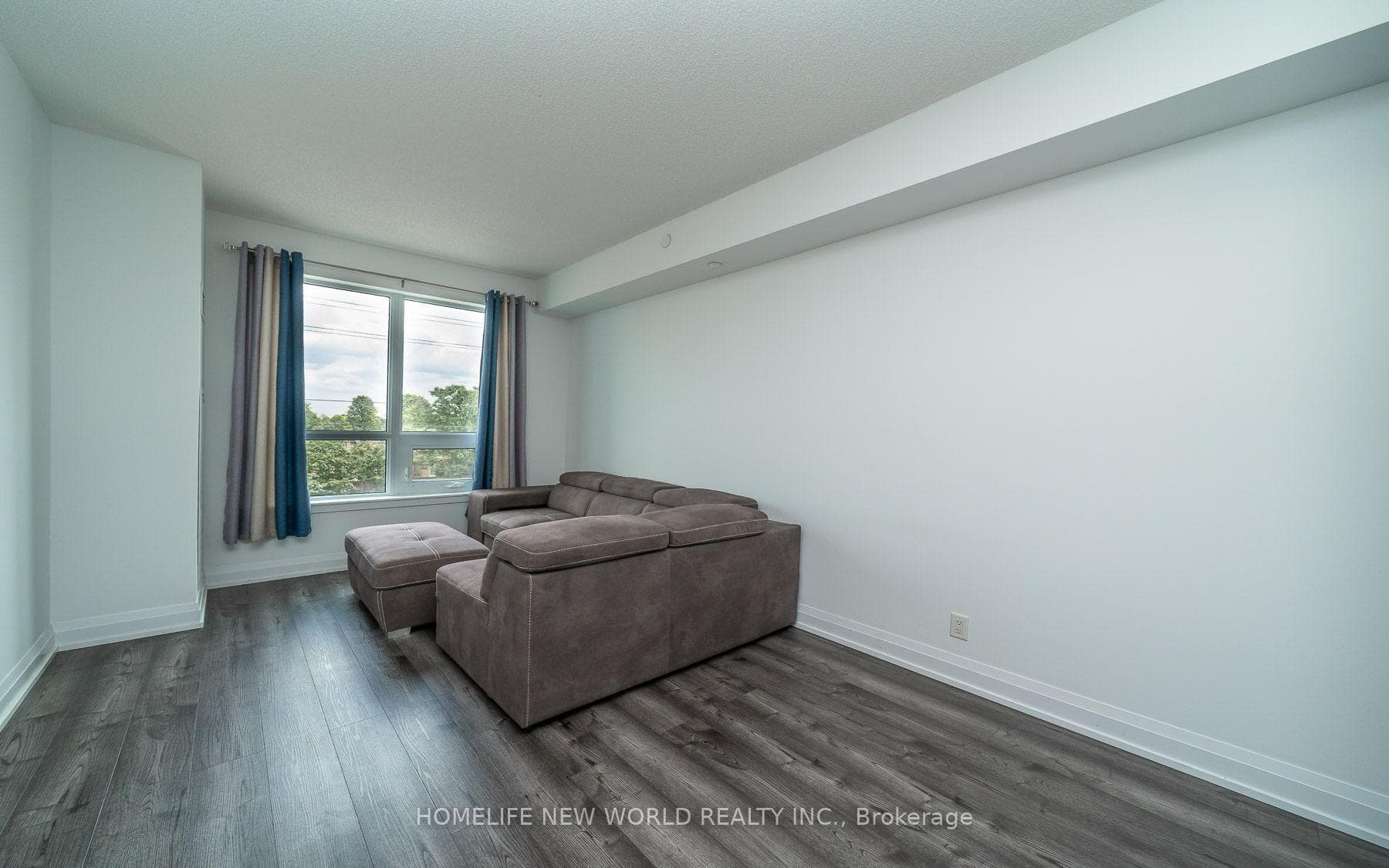 7900 Bathurst Street Unit 318 photo 12