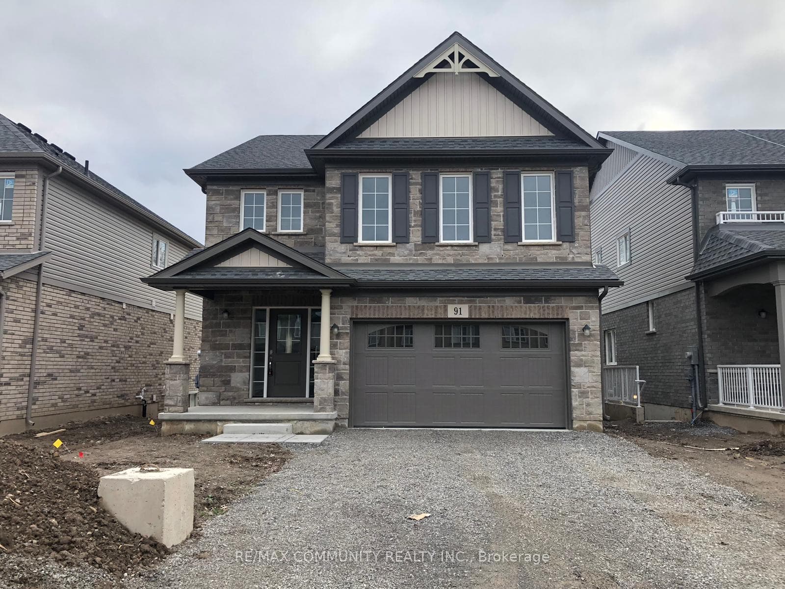91 Monarch Street photo 1