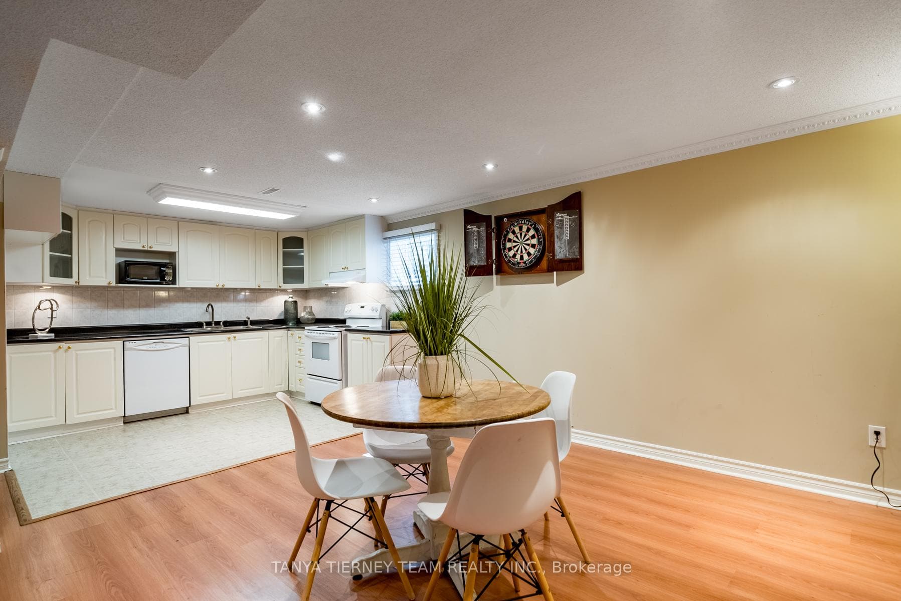 11 Roan Drive photo 32