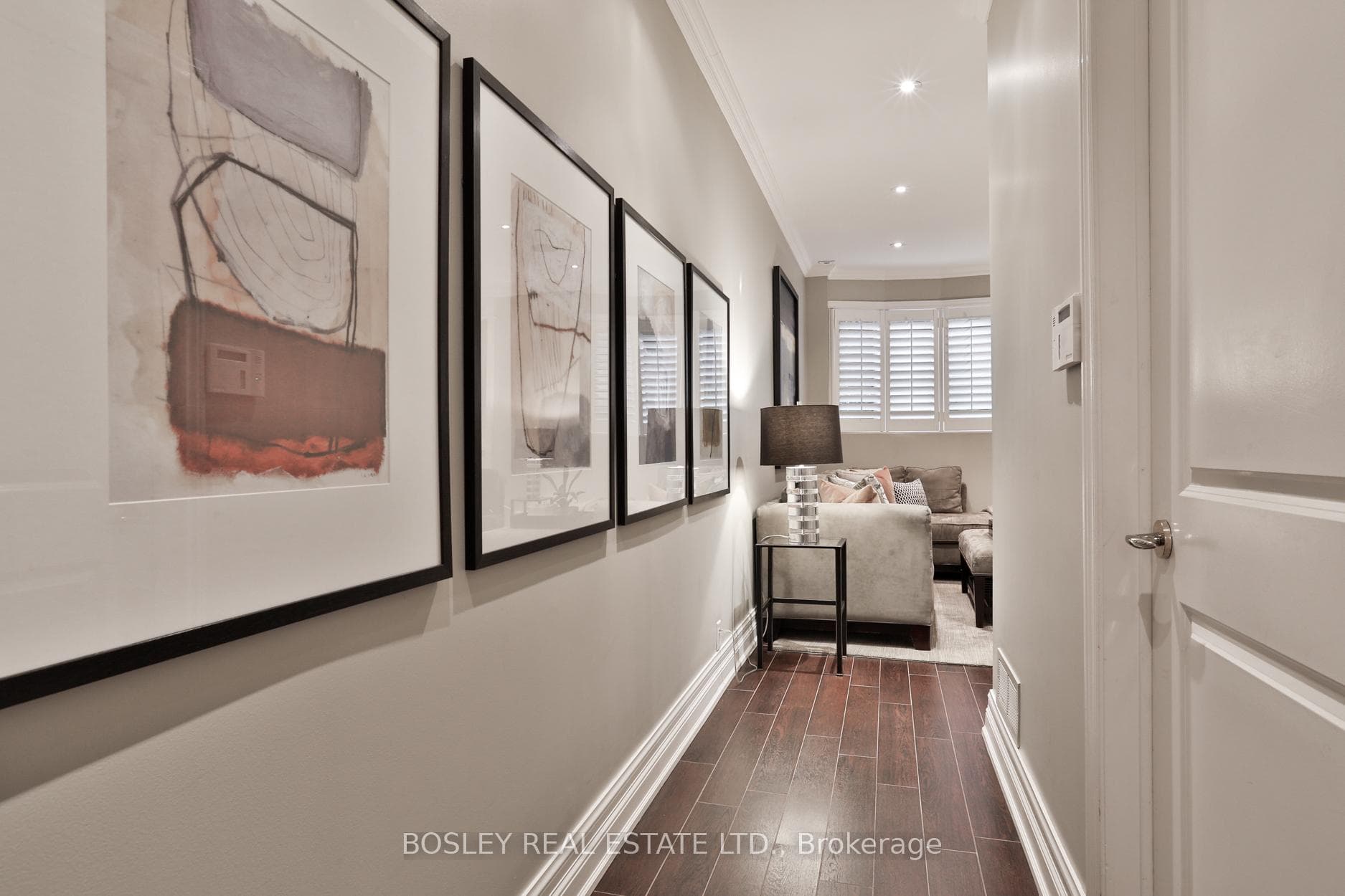 102 Pleasant Boulevard photo 30