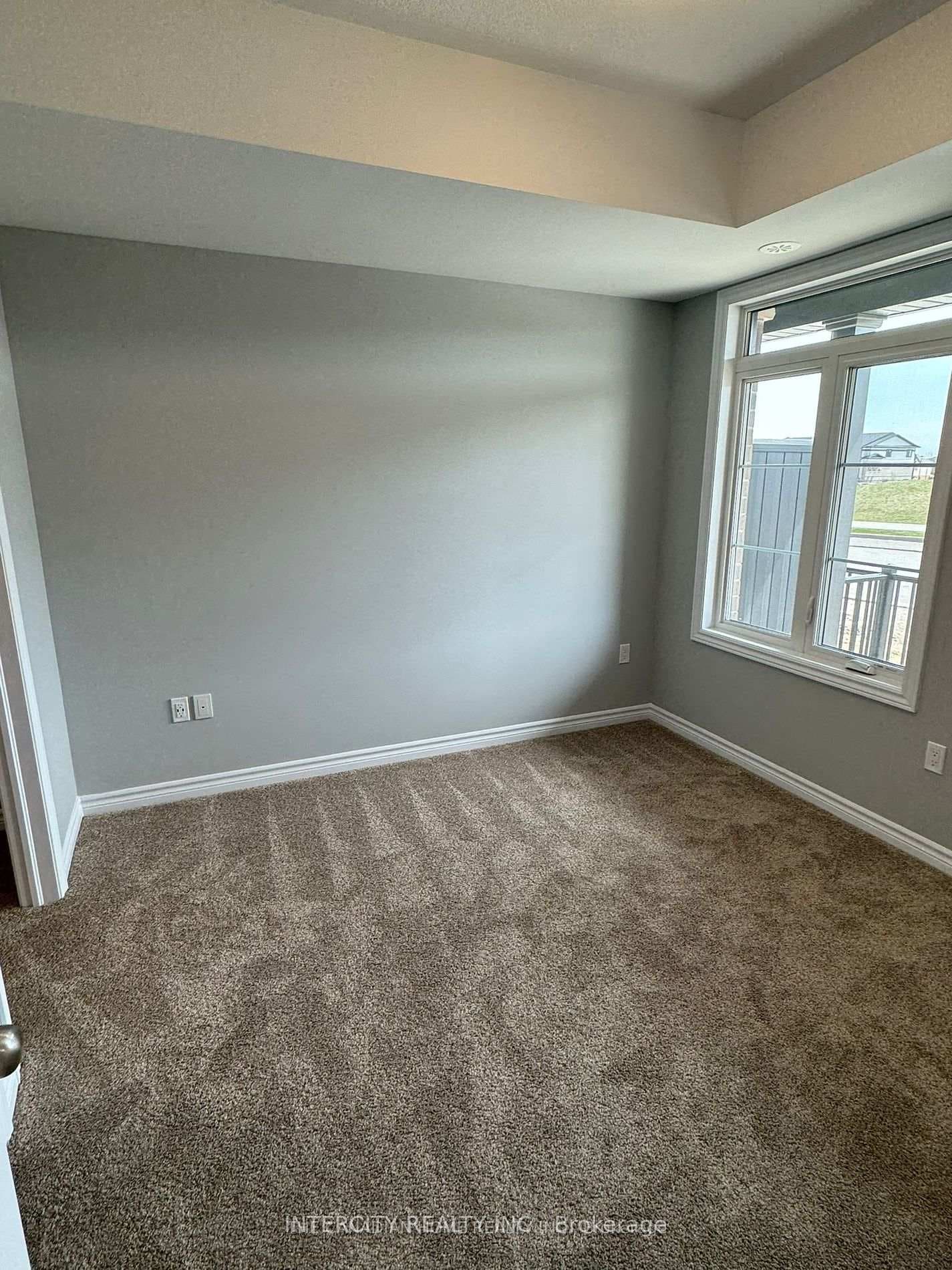 74 Lomond Lane photo 2