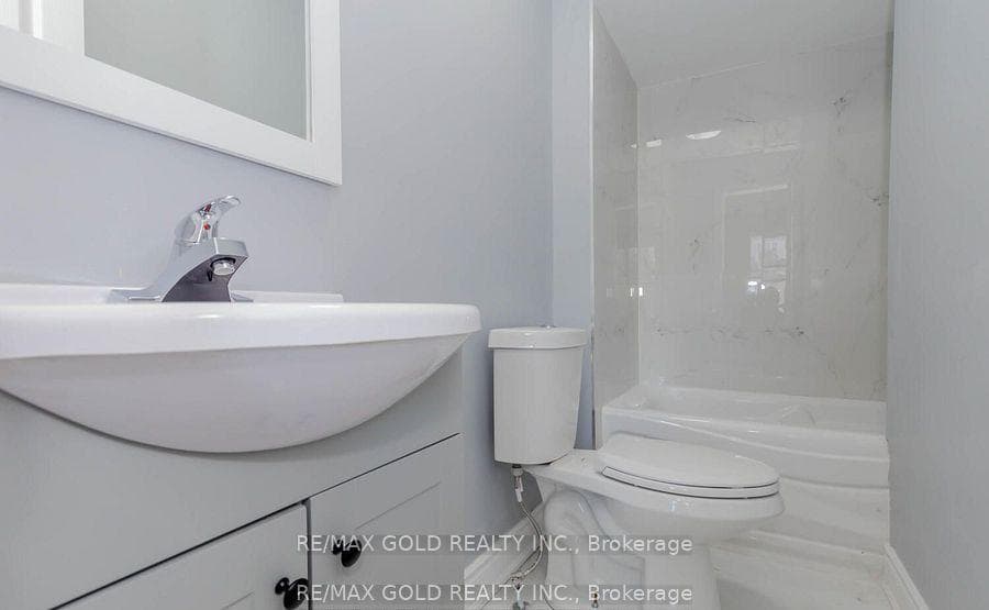 8 Norbrook Crescent photo 8