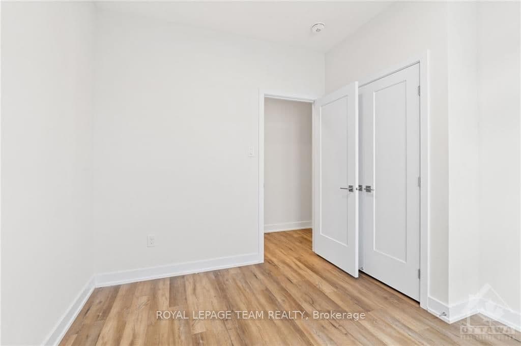 303 WOOD Avenue photo 20