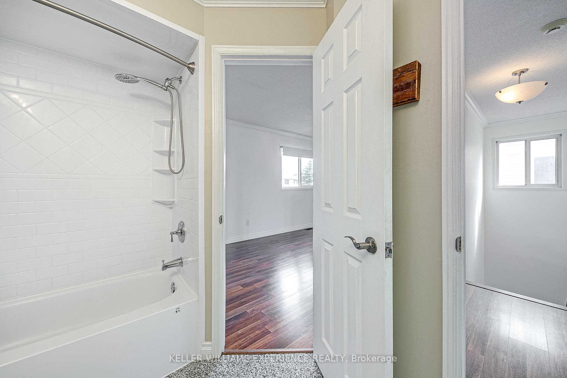 26 TRUAX Crescent photo 22