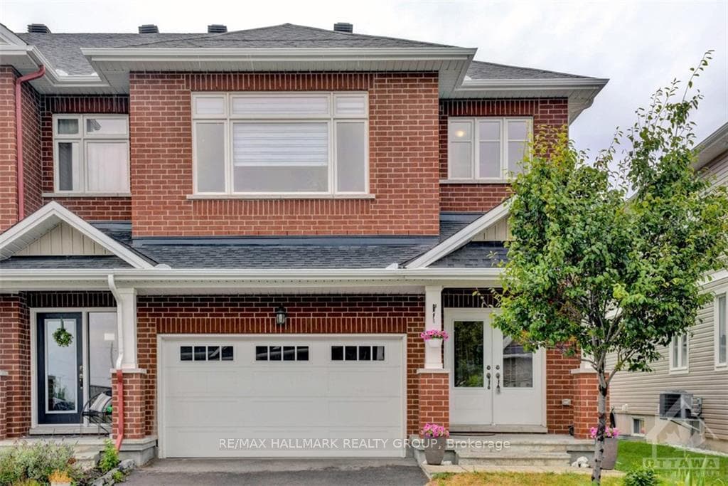 7 BORLAND Drive photo 1
