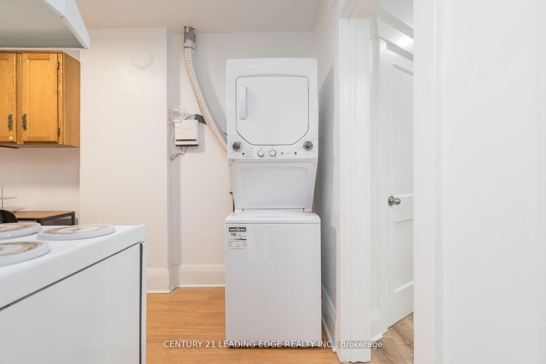946 Kingston Road Unit Upper photo 12