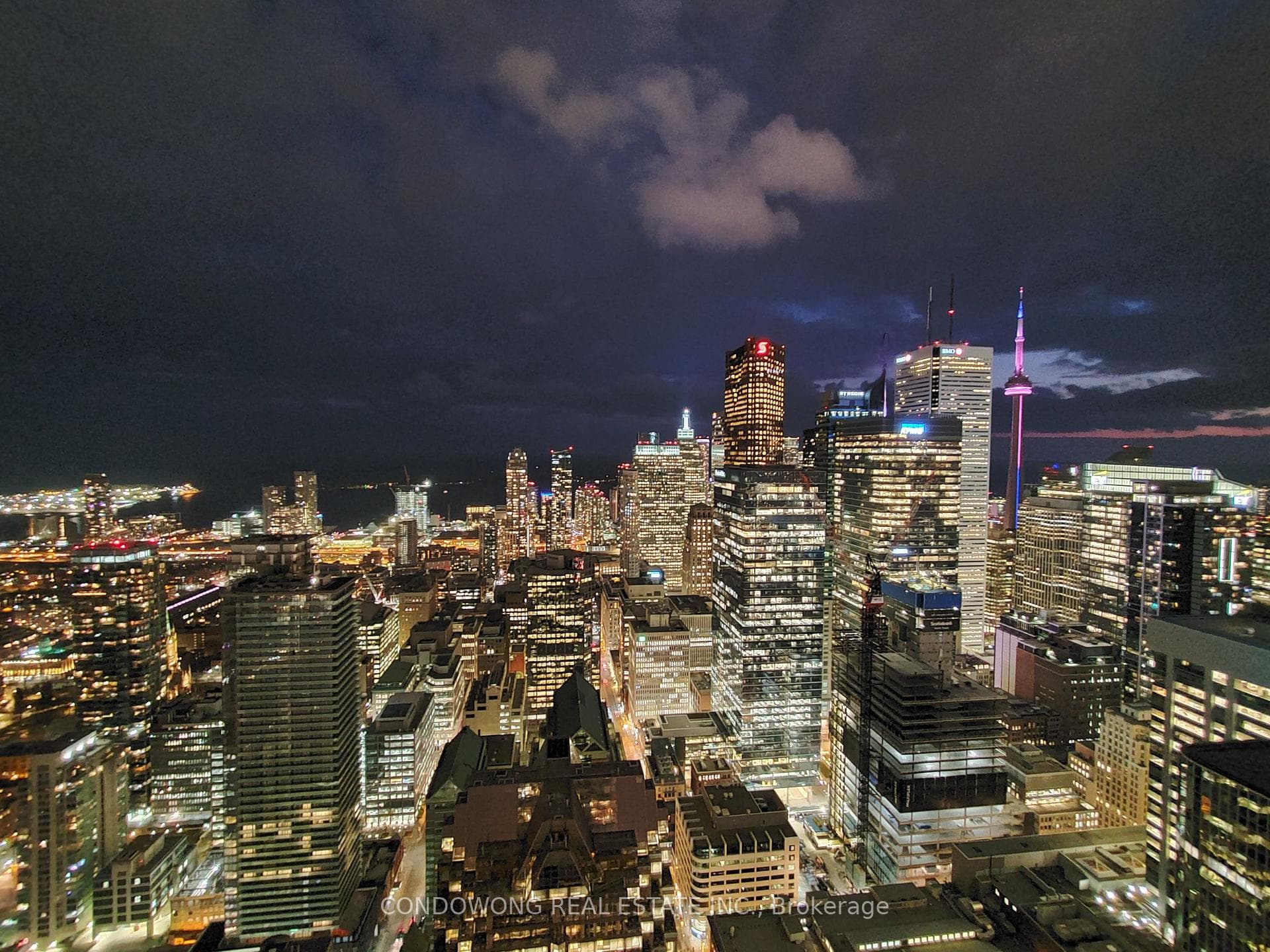 197 Yonge Street Unit 5906 photo 14