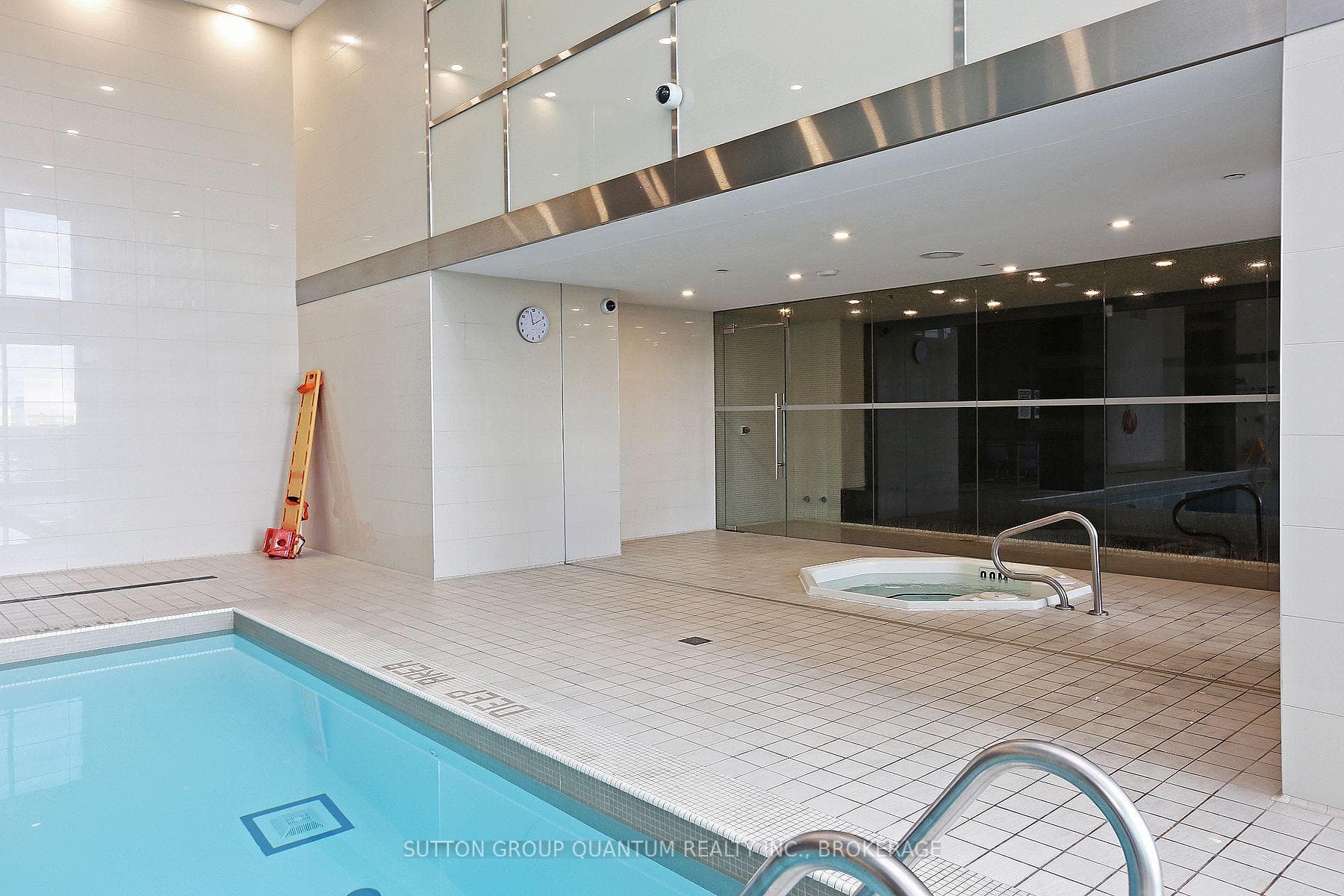 205 SHERWAY GARDENS Road Unit 2409 photo 24