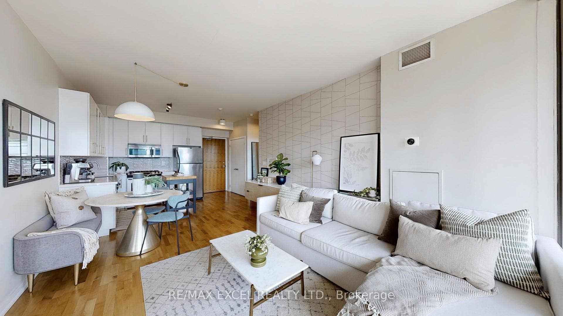 33 Lombard Street Unit 2008 photo 6