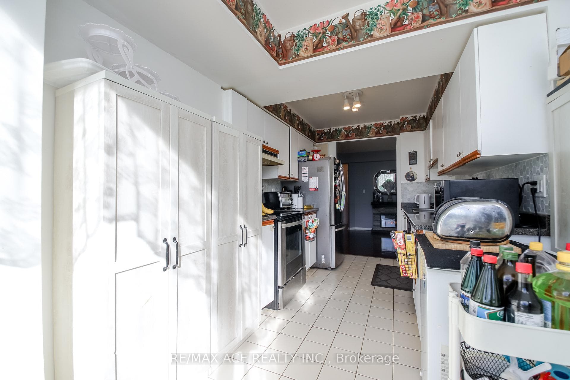 480 Mclevin Avenue Unit 314 photo 21