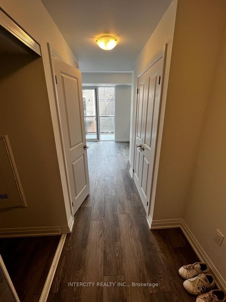 85 Attmar Drive Unit 327 photo 2