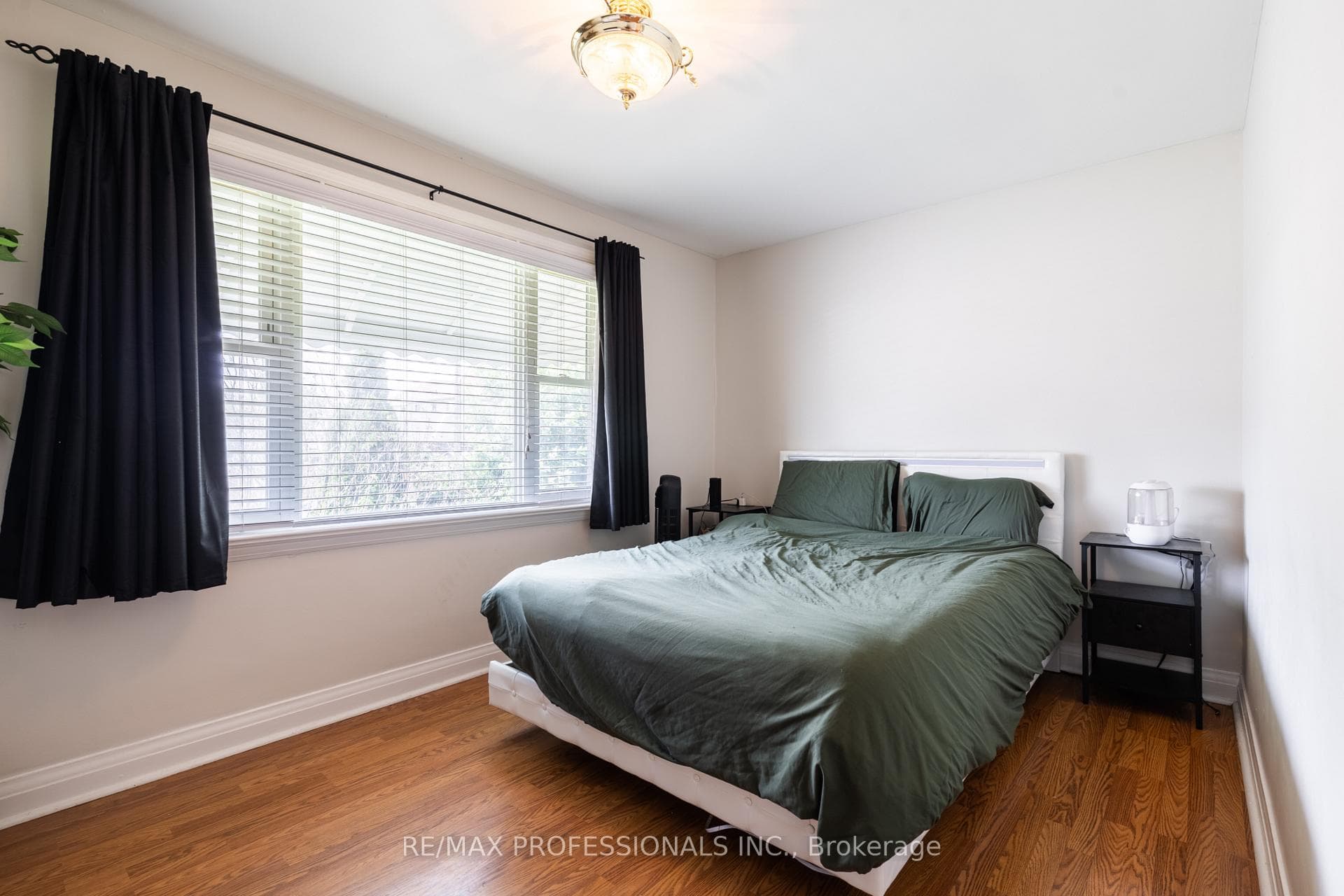 1045 Helena Street photo 14