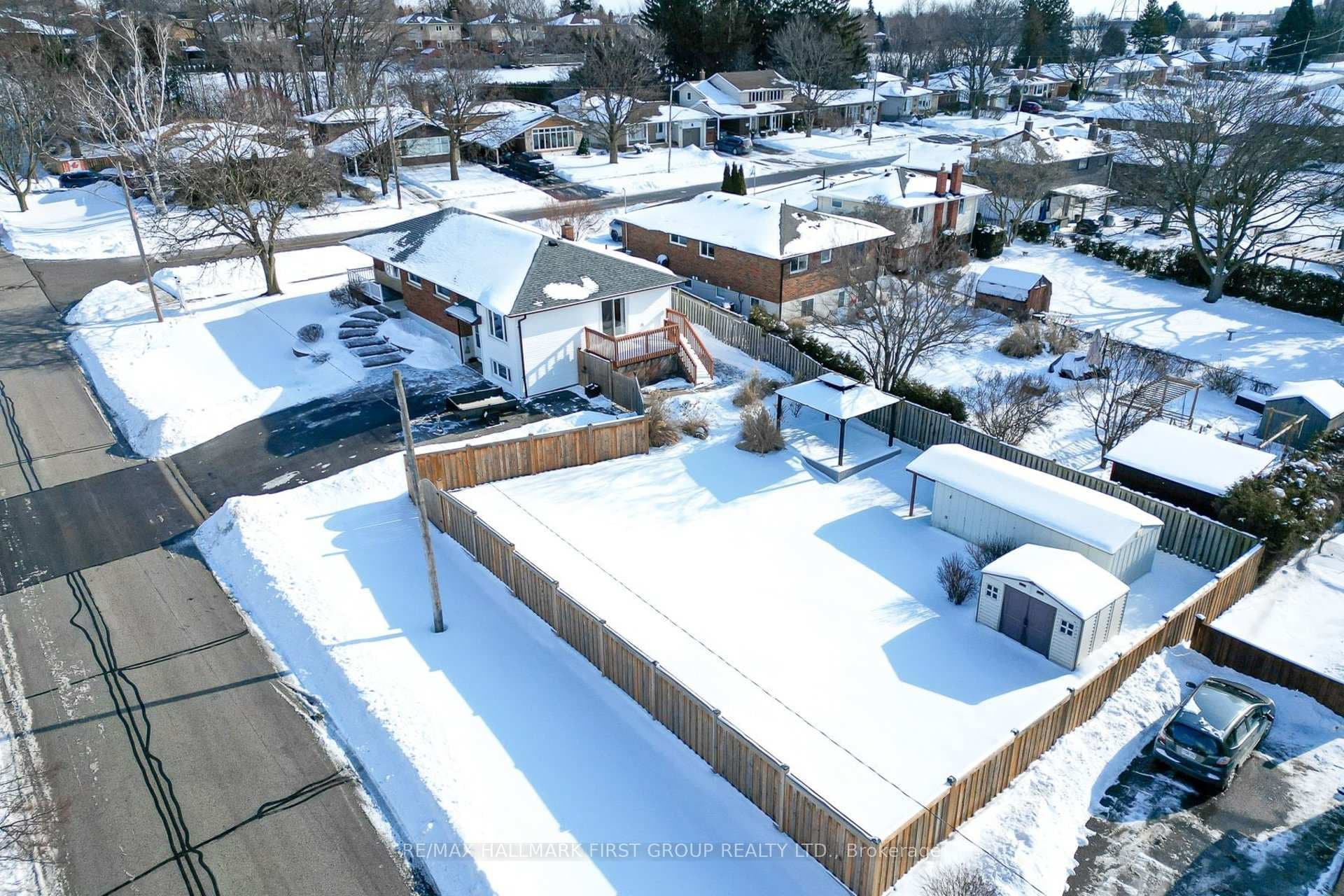 209 Johnson Avenue photo 49