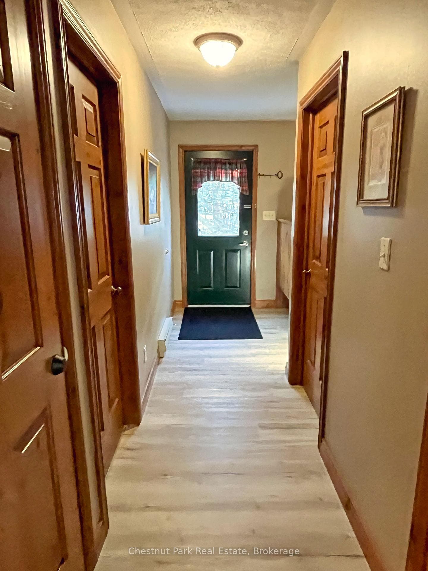 145 SCOTT Street photo 4
