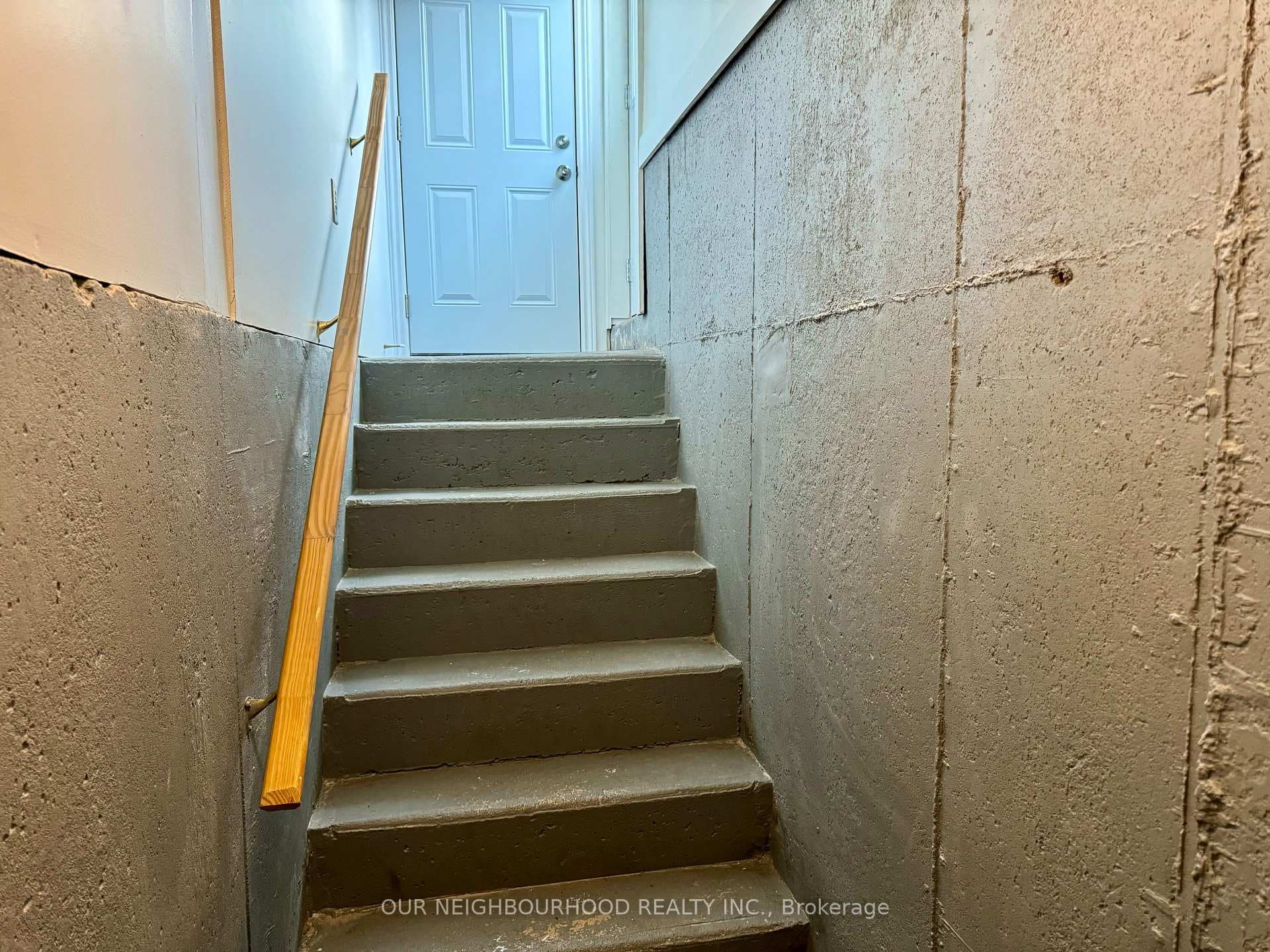 61 Pochon Avenue photo 15