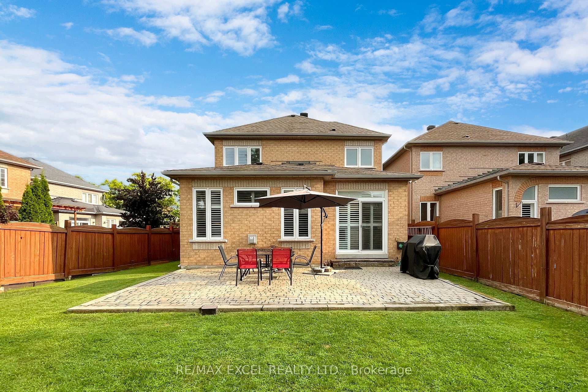 52 Lady Fern Drive photo 37