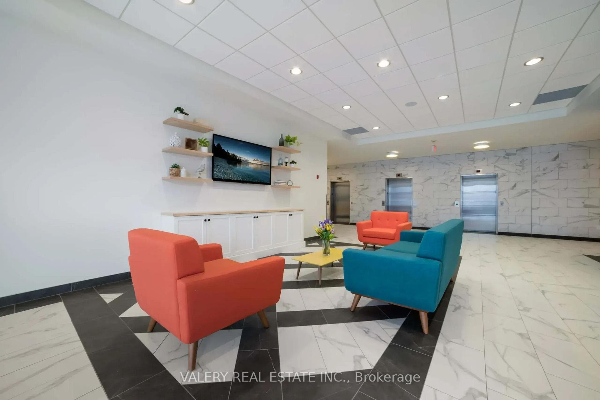 1700 Simcoe Street Unit 101 photo 6