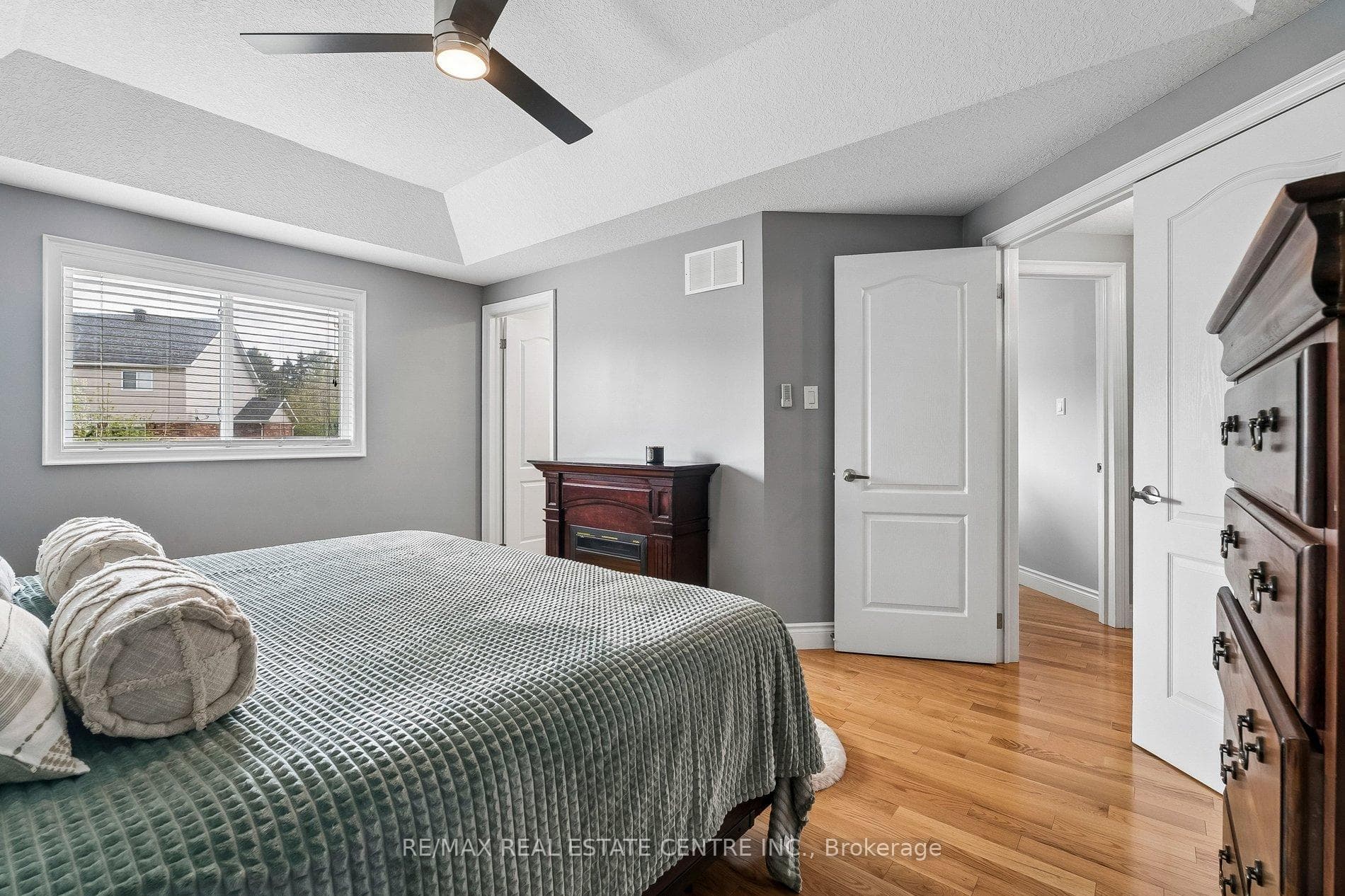 704 Russel Court photo 19