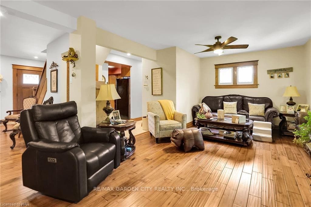 2374 Mewburn Road photo 18