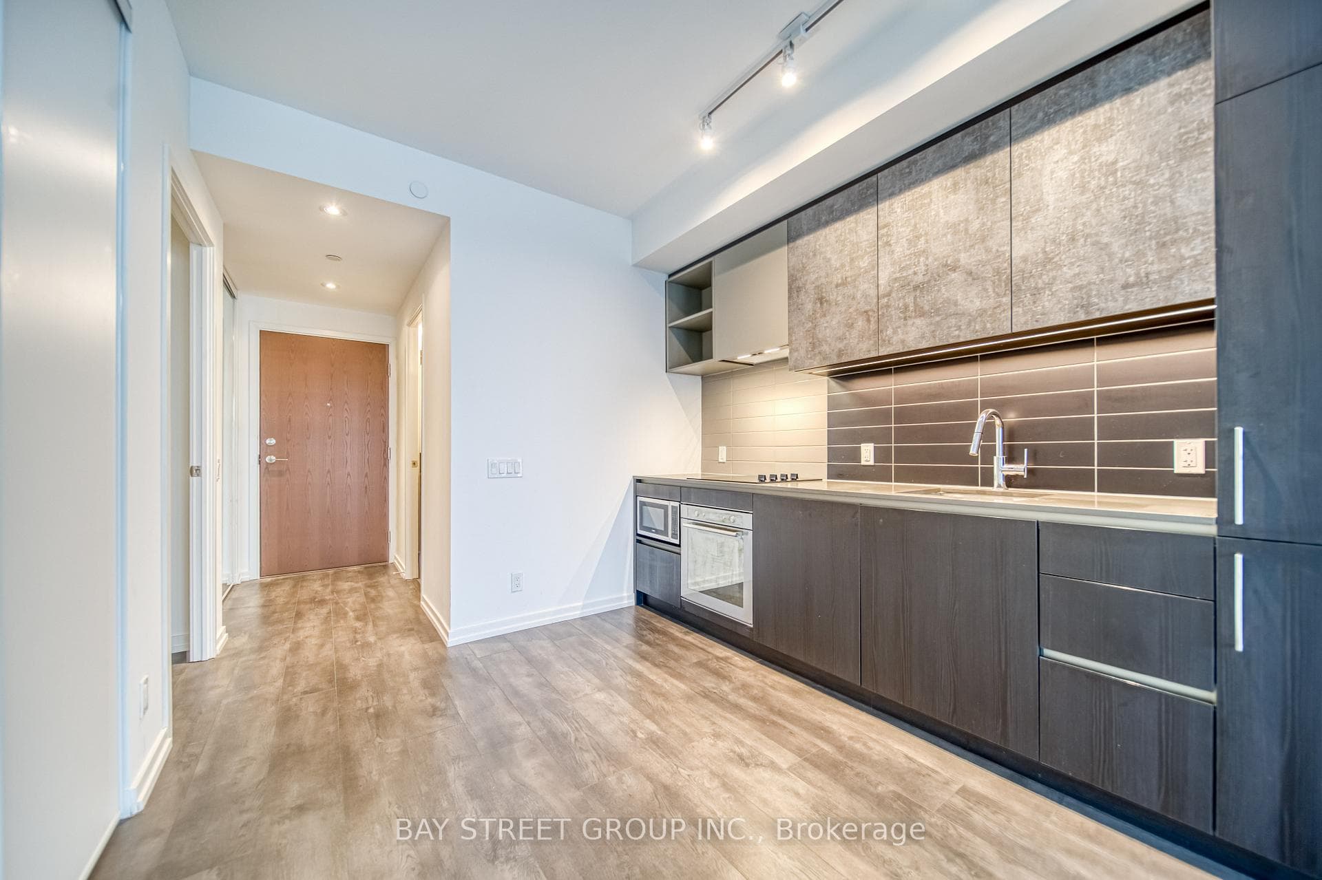 1000 Portage Parkway Unit 3908 photo 9