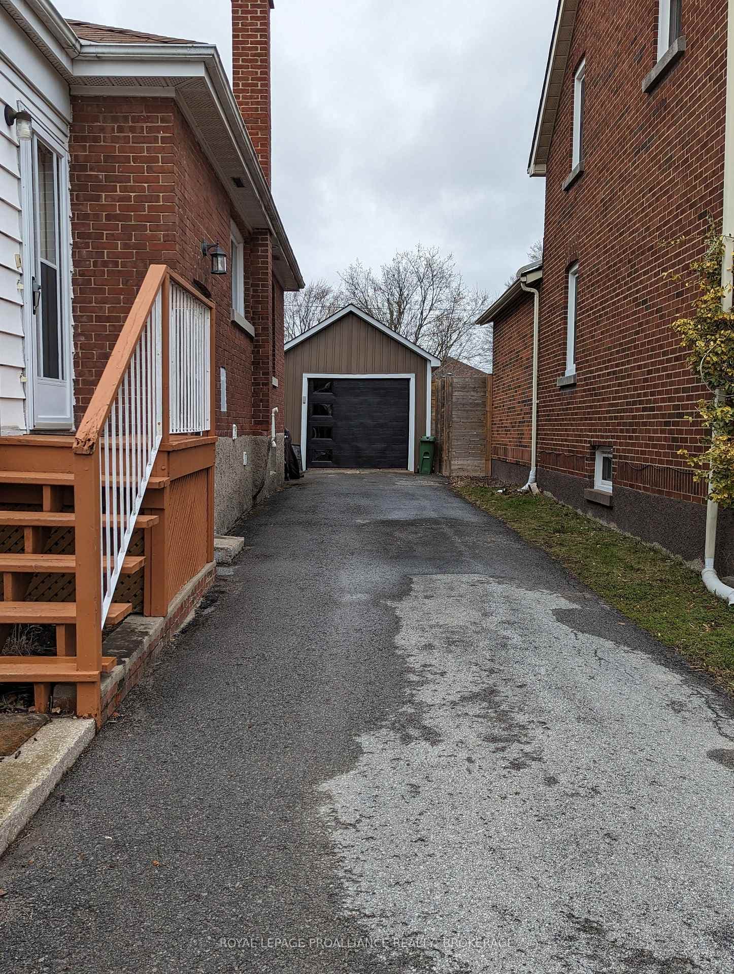 51 Dundas Street photo 42