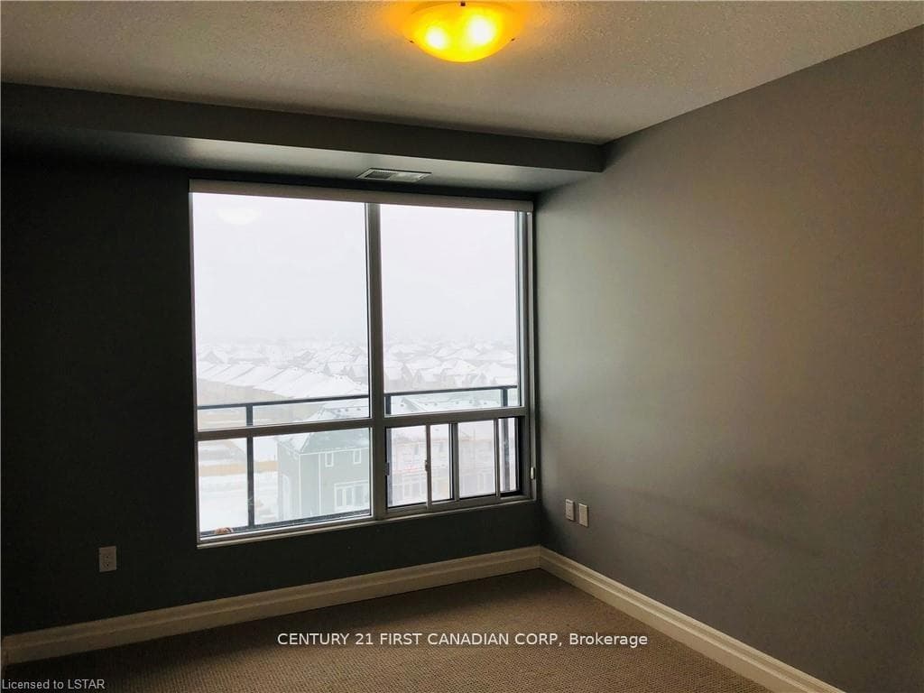 260 VILLAGEWALK Boulevard Unit 608 photo 28