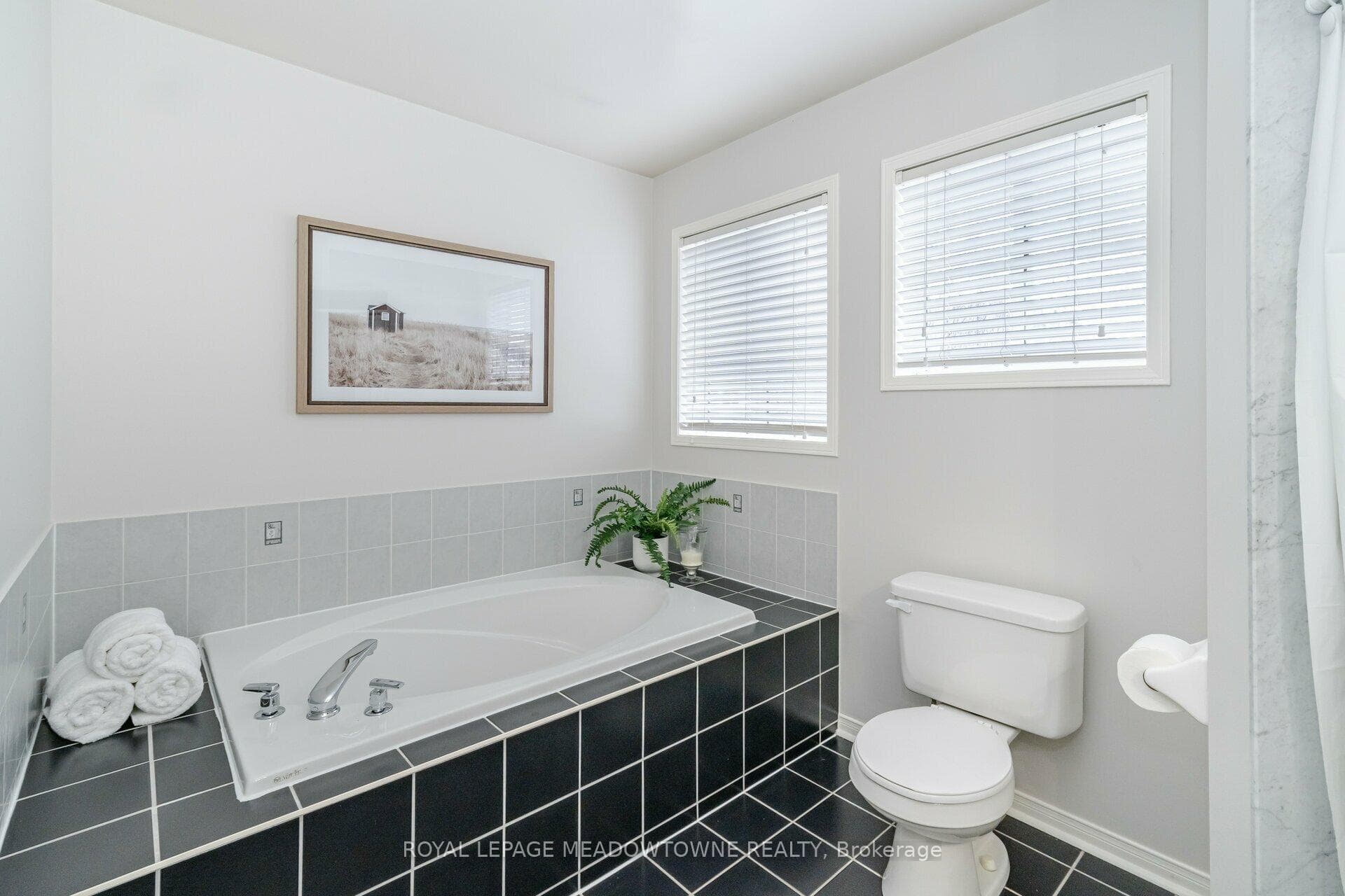 63 Babcock Crescent photo 28
