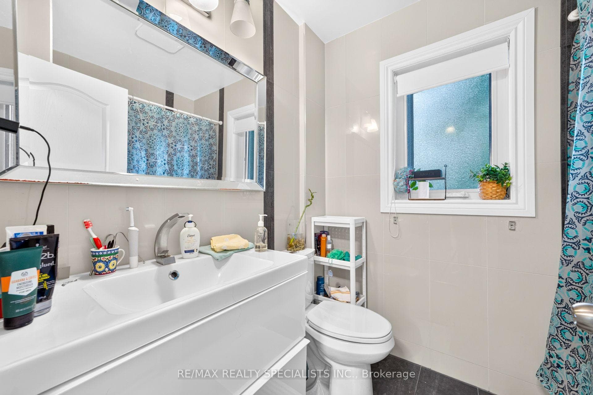 7596 Creditview Road photo 17