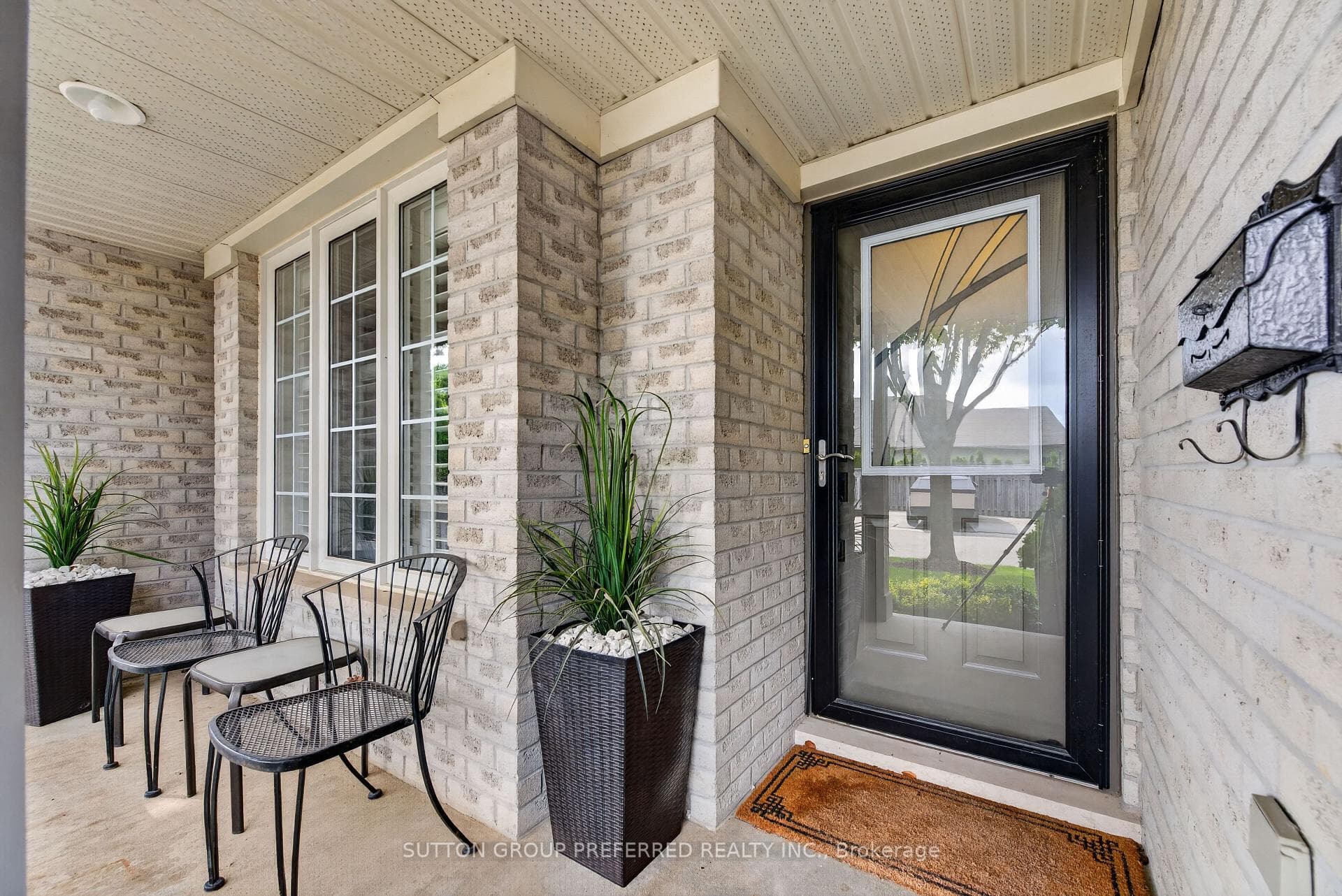 20 Windemere Place Unit 6 photo 44