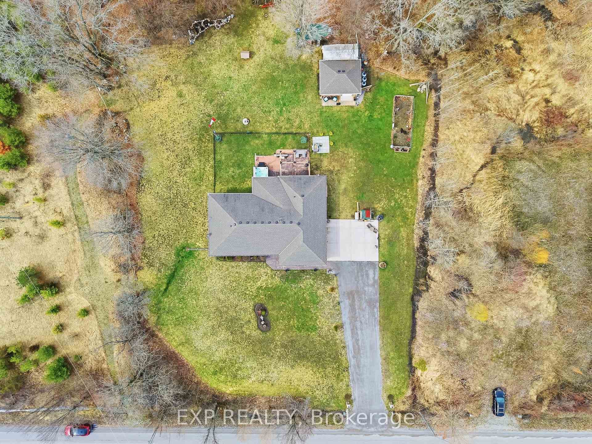 880 Dingman Road photo 3