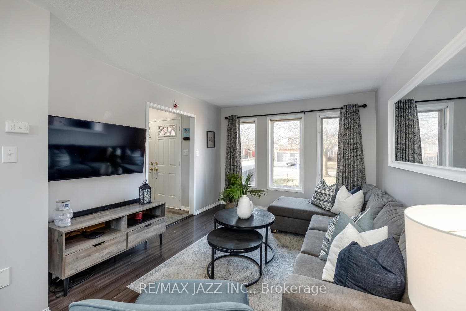 9 Merryfield Court photo 15
