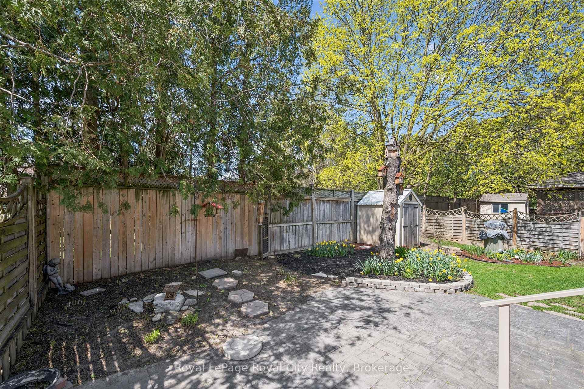 60A Eastview Road photo 43