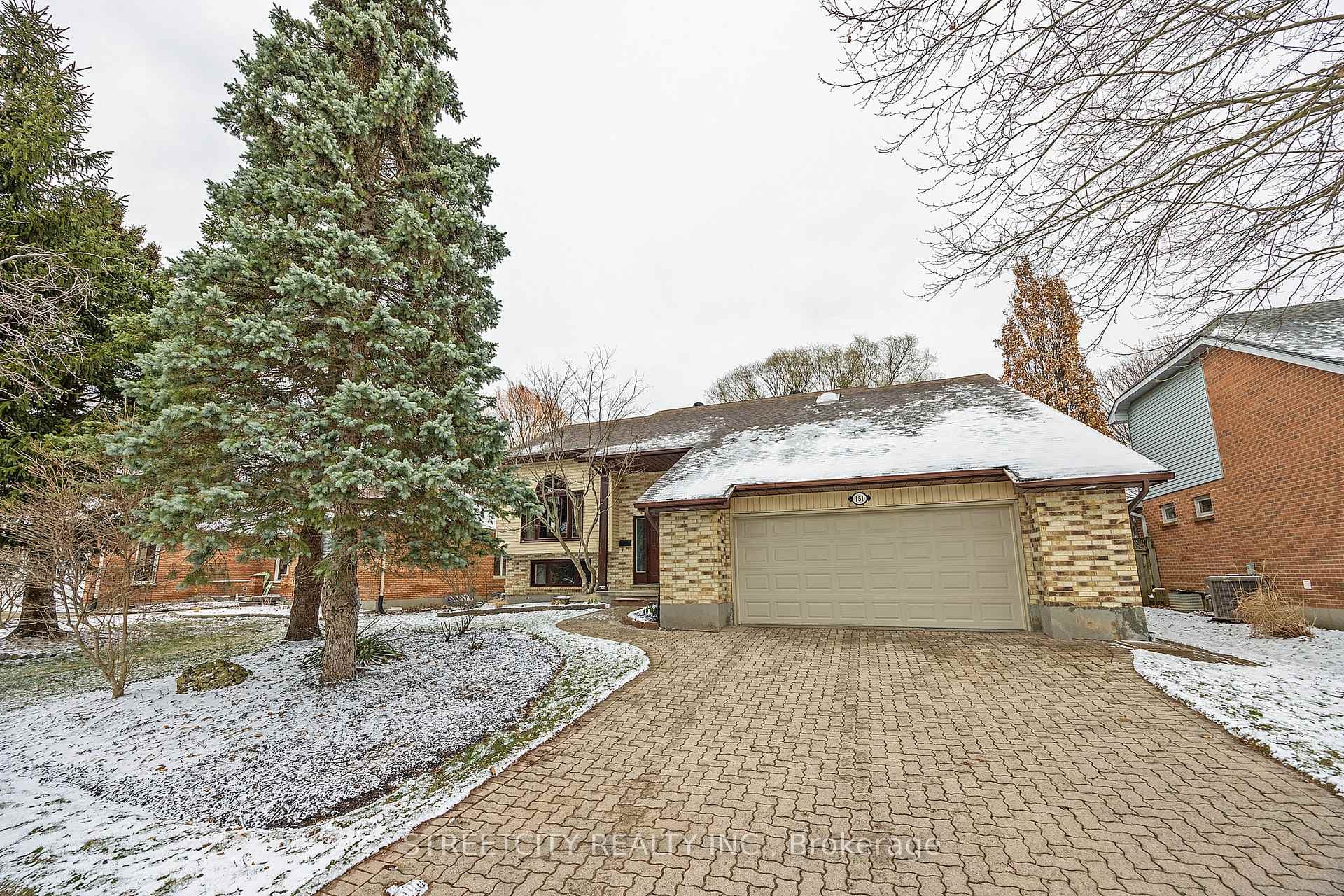 151 ORKNEY Crescent photo 3