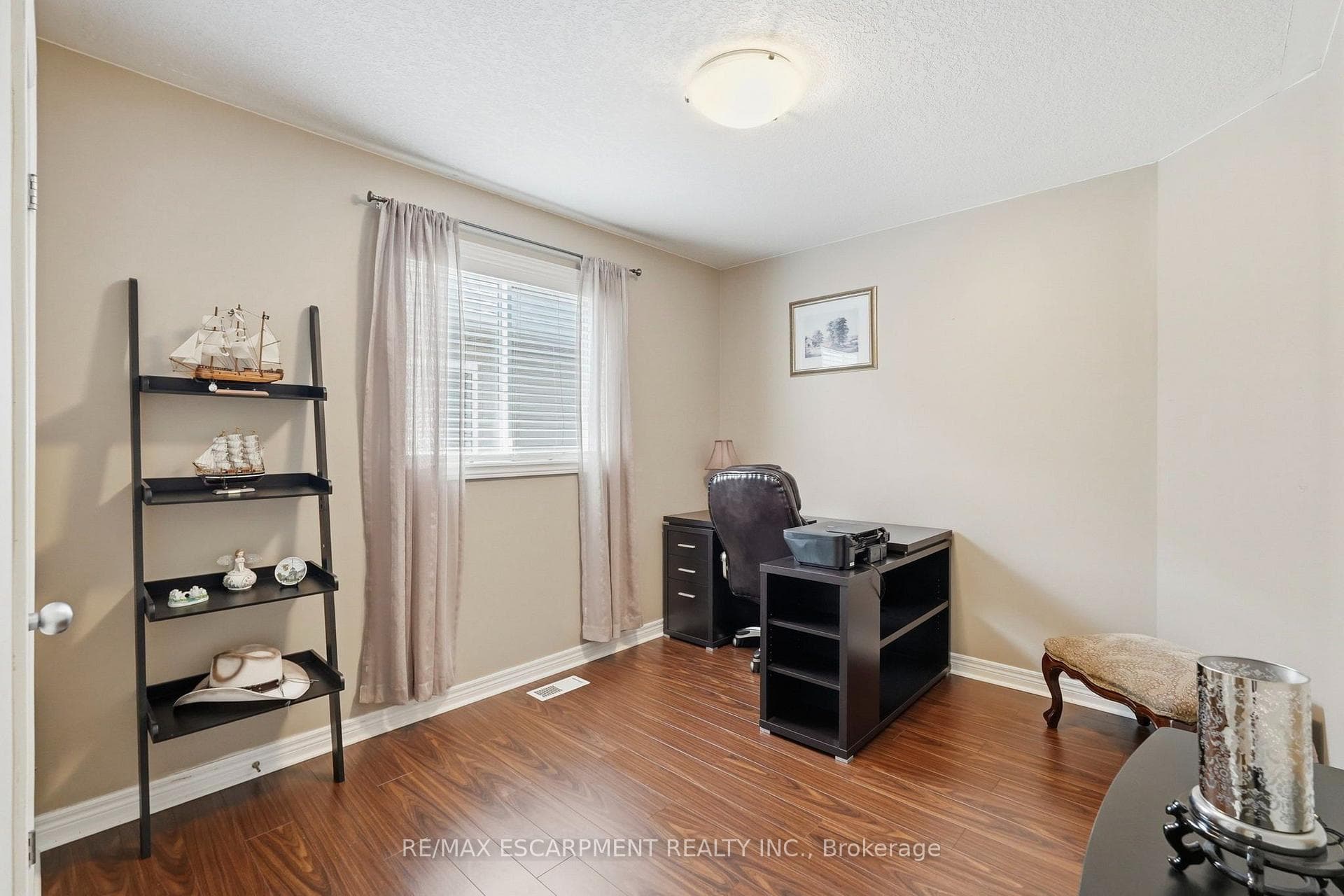 1332 Baseline Road photo 30