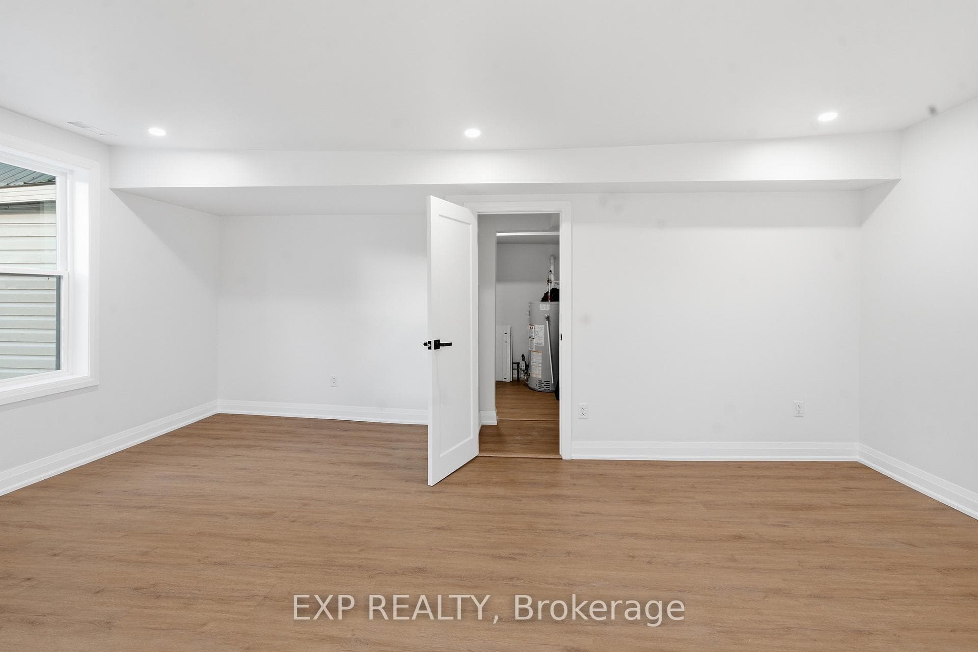 13 Elm Street photo 35