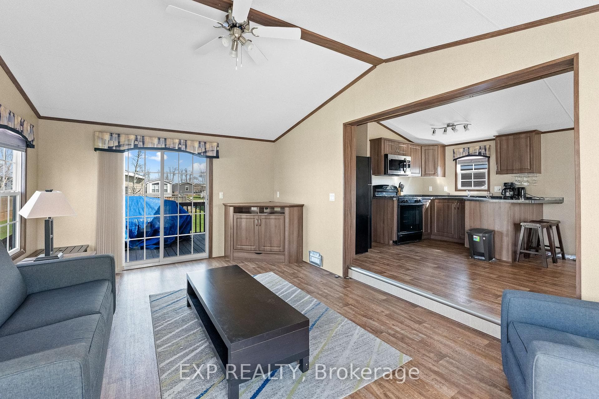 1501 Line 8 Road Unit 110 photo 4