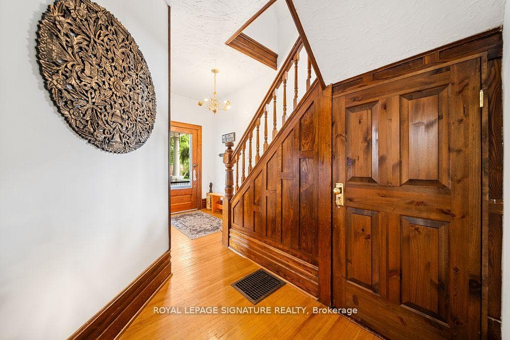 14 Goshen Street photo 12