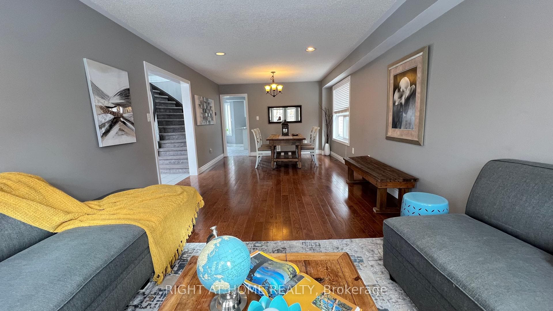Living & Dining Area