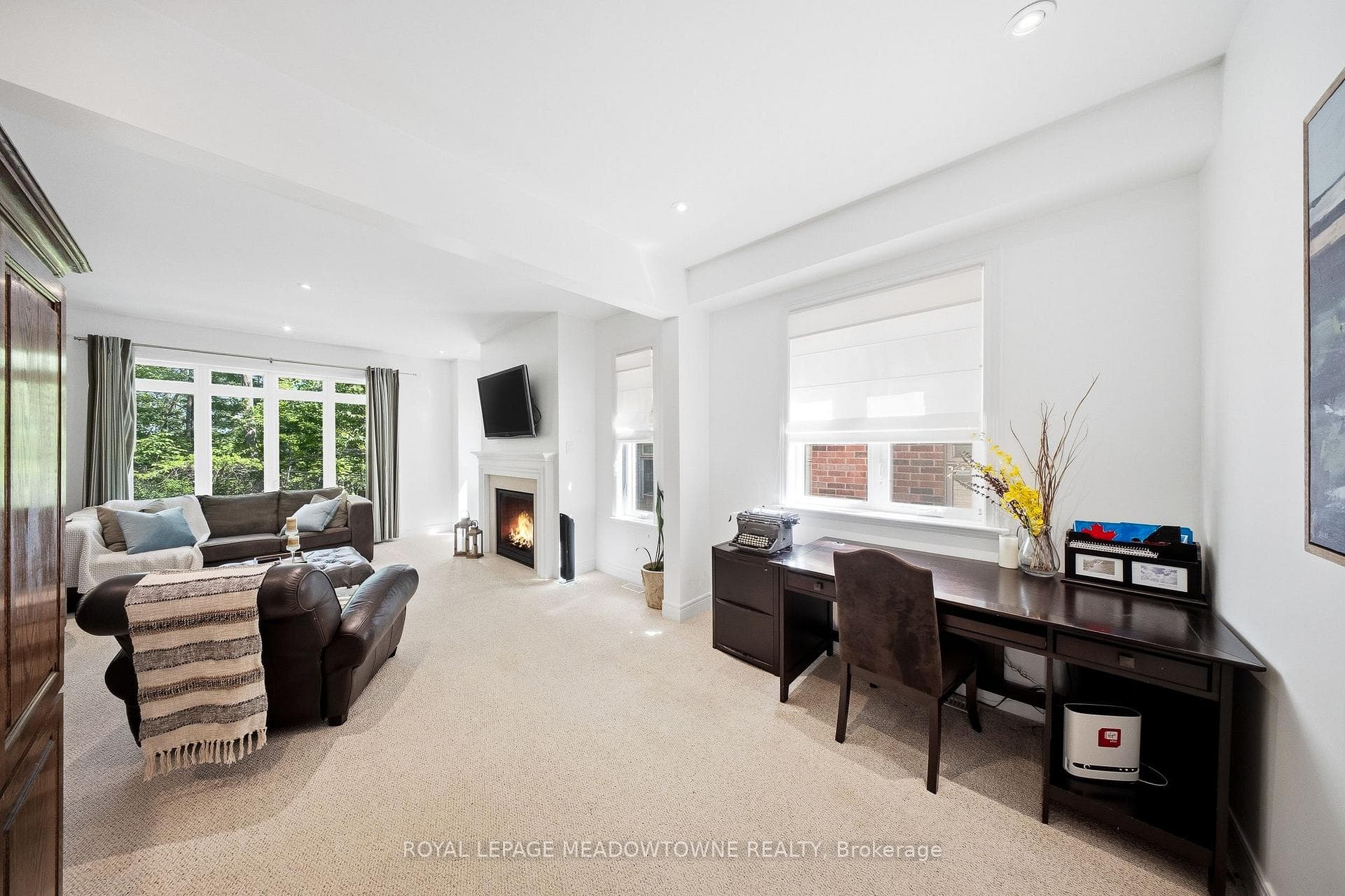 298 Eaton Street photo 23