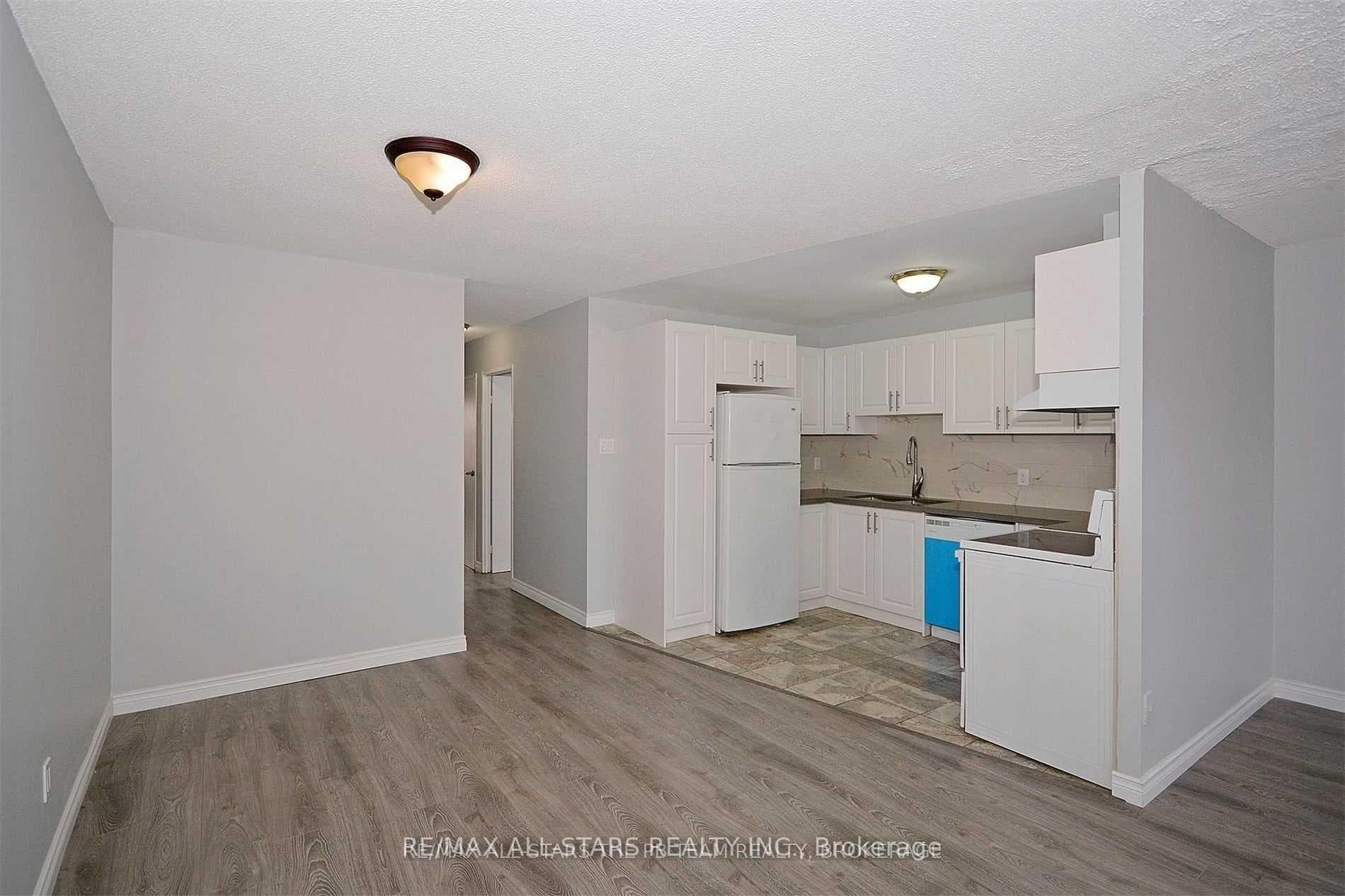 52 August Avenue Unit 204 photo 3