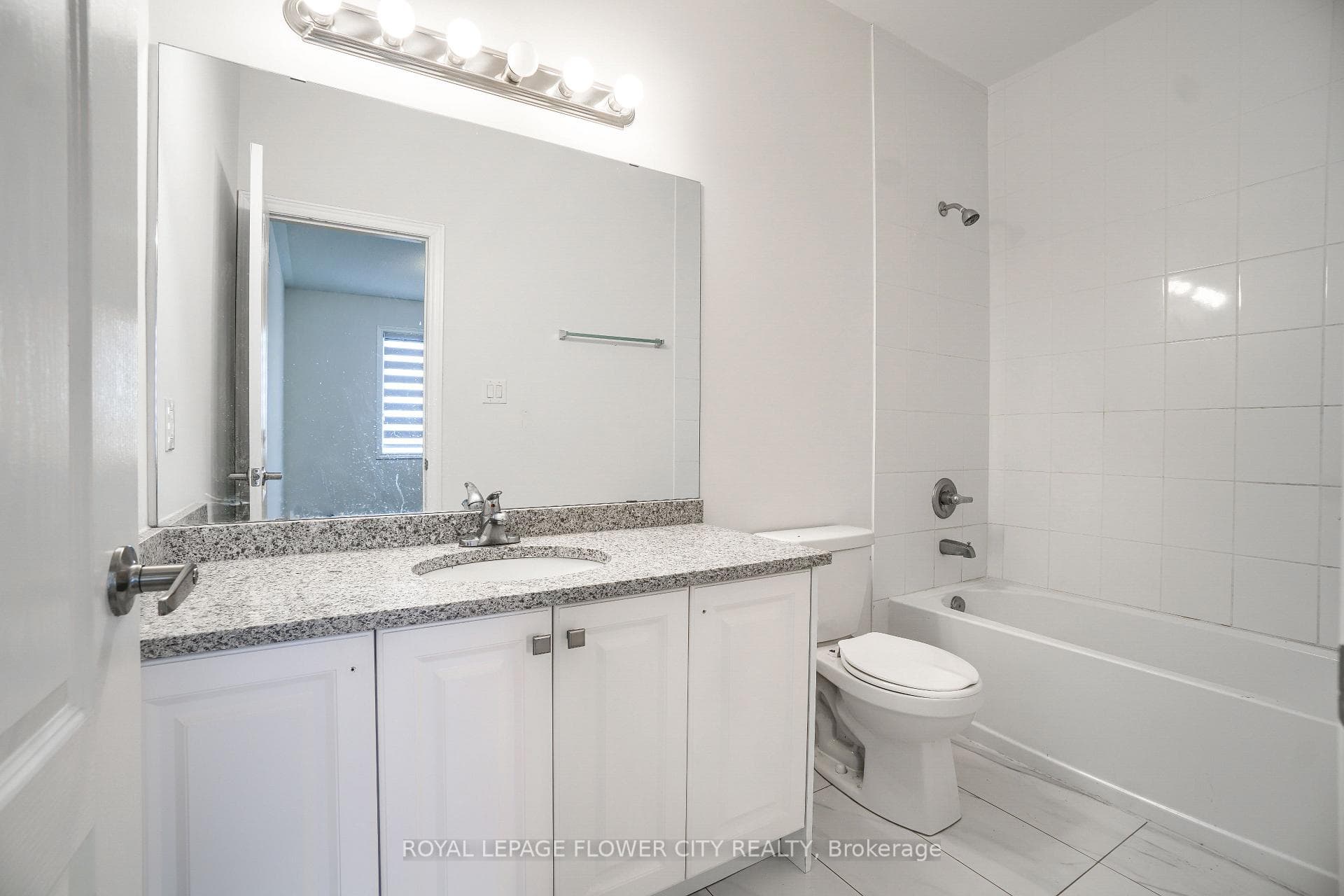37 Hashmi Place Unit Upper photo 28