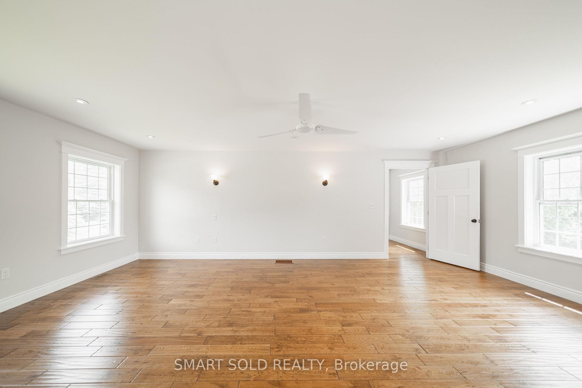 1010 Janette Street photo 33