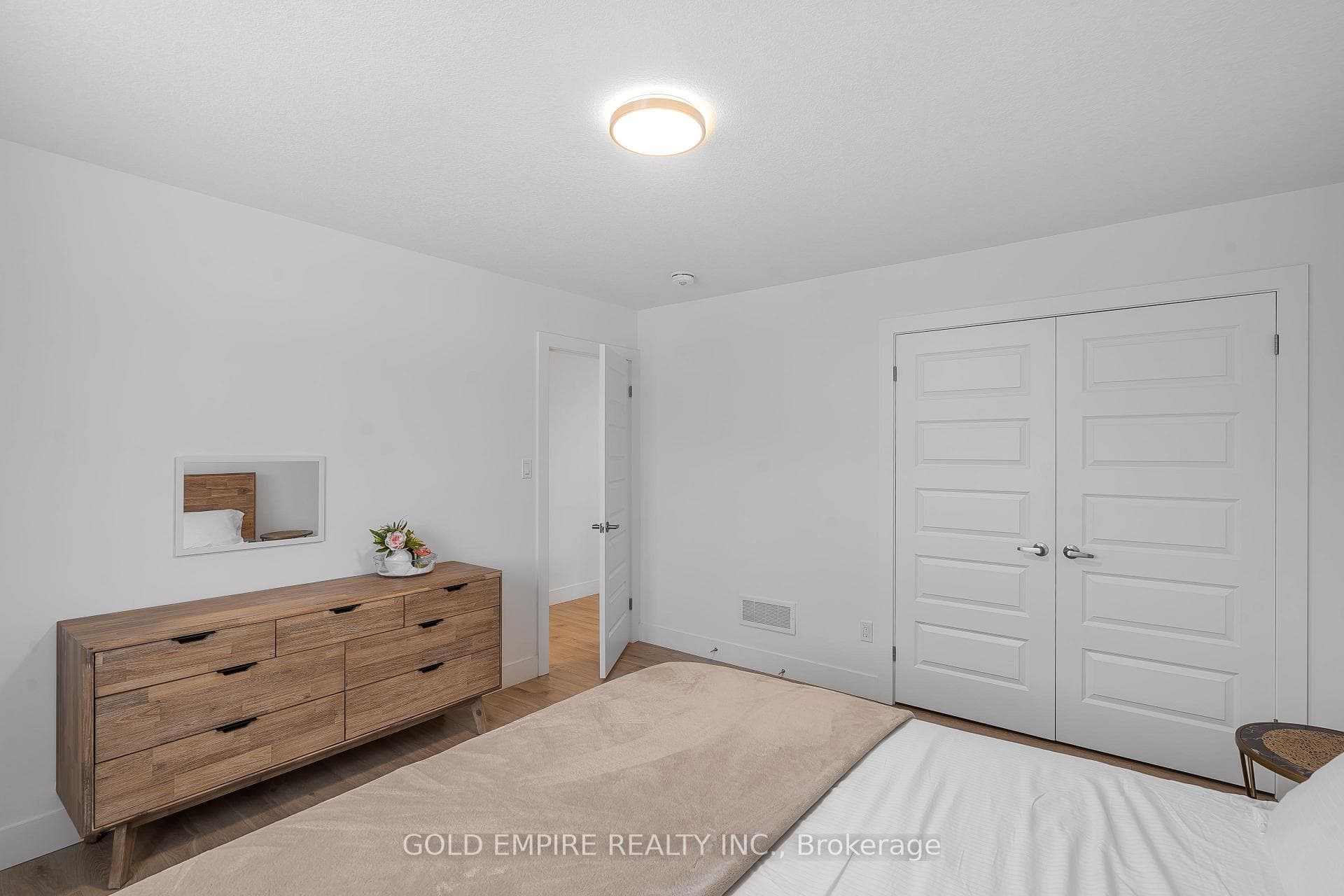 12 REA Court photo 39