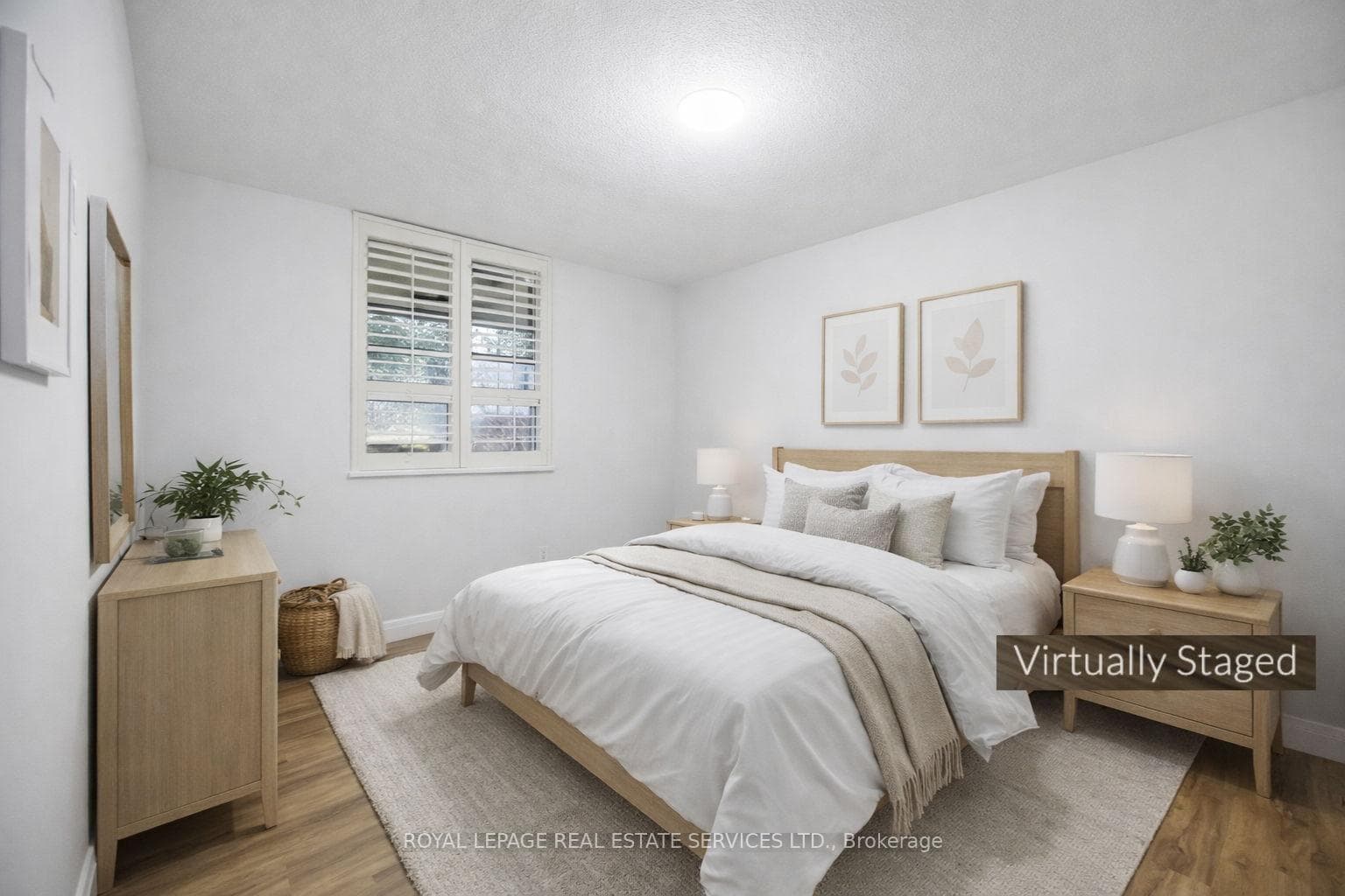 Primary bedroom (Virtually Staged)