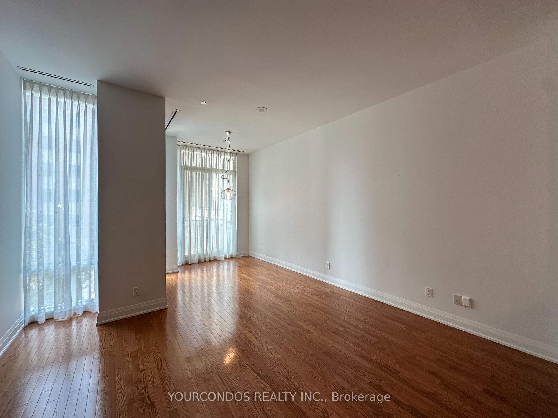 1 Bedford Road Unit 212 photo 4
